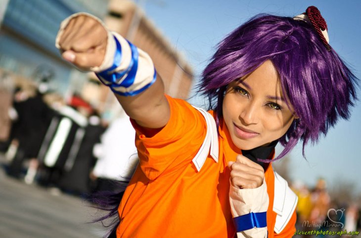 Yoruichi Cosplay Punch by the-mirror-melts