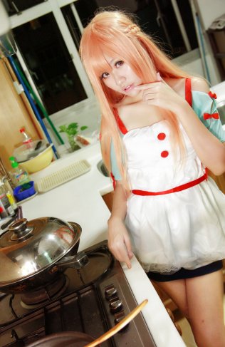 Asuna Cooking Cosplay by Spinelo
