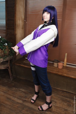 Hinata is shy Cosplay by Milena104