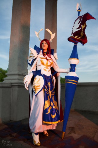 Erza Scarlet Cosplay Farewell Armor by Hanuro-Sakura