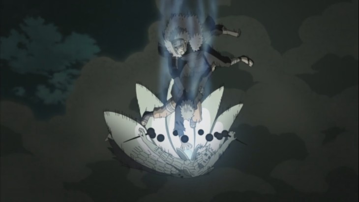 Naruto hurts Obito with Sage Mode