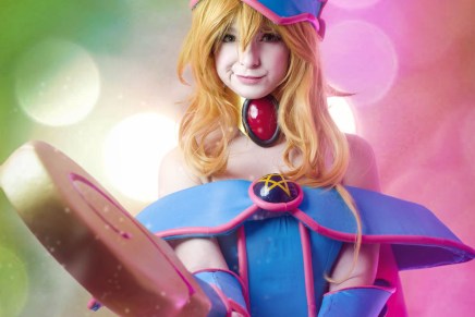 Cosplay: Dark Magician Girl&nbsp;(Yu-Gi-Oh)